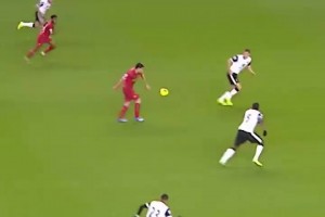 人们说罗本只会内切？罗本用这招轻松获得射门空间！