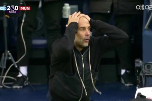 难以置信！哈兰德超级空门不进！场边瓜迪奥拉抱头直接看跪了