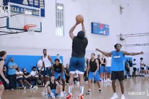 运控技术天花板！野球场的哈登这节奏看着也太舒服了吧！