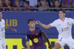 有惊无险！来看看热刺平常训练中的愉快氛围！