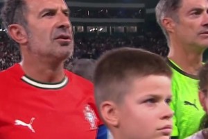 穆里尼奥时隔25年回归本菲卡！？媒体：谈判顺利下周有望上任！