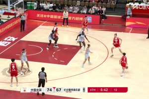 手热得发烫！杨舒予底角直接无视防守接球飚进三分，本场第5记！