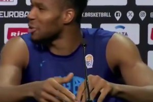 现声明言和！字母哥此前回应申京：看完我集锦再评价我会不会传球