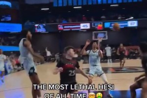 当防守人是文班亚马时！吧友们是不是只能这样投篮才避免被帽？