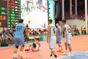 把我功德笑没了这个意外失误真的有点搞笑。