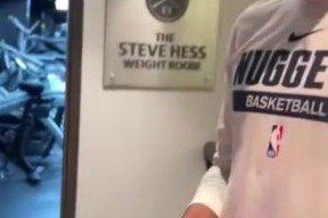 全员逗比！你没见过的掘金球员场下搞笑时刻！