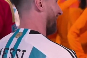 封神战之一！世界杯面对德容，梅西全力以赴迎战小迷弟！