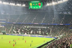 继续支持！现场实拍：国安迎战海港，工体上座率有所回暖