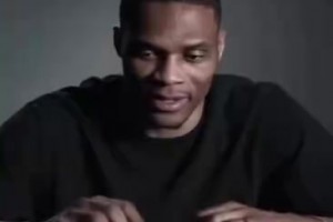 A史密斯谈詹姆斯13和16冠军：他得感谢波波维奇和萧华！