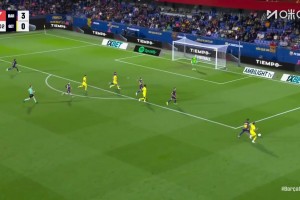 强悍！拉什福德回追抗翻对手成功防守！爬起就是前插进攻！