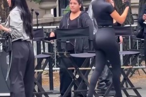 TT后悔吗？科勒-卡戴珊现在的身材简直完美 看不出生过两娃