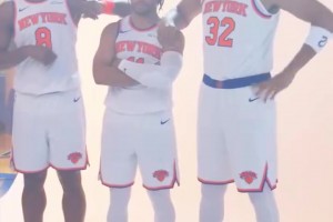 布克谈与太阳队续约：作为球队领袖，我在这里还有未竟的事业！