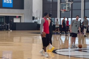 加油，曾凡博已正在参与篮网队的球队训练营！！