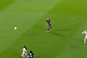 实诚的萨卡！萨卡＆梅里诺赛后采访：回到这里进球对我意义重大！