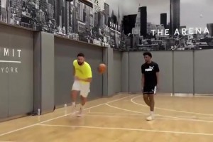 依然是标准的射手训练！克莱最新训练视频！状态依旧！