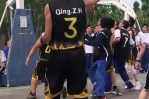 郭小仙这身材谁看了不迷糊，现在都比较少看她解说足球了