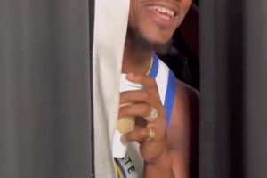 勇士媒体日 希尔德让巴特勒多看镜头 JB暴击调侃你叫的像海豚