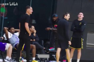 长视频！大换血后湖人新赛季首次合练！艾顿小里成焦点！