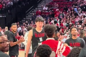 杨瀚森自发训练赛花絮片段配文：Nice!