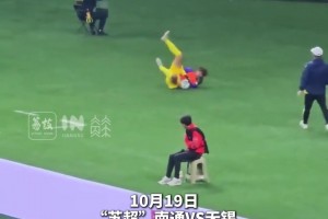 被恩加德乌投诉！网友：深圳四位担架球童阅读比赛能力真强