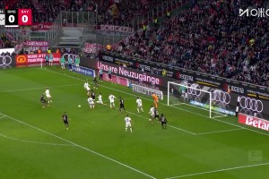 拜仁2-0领先门兴，格雷罗门前低射破门