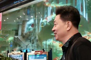 李春江&赵睿师徒相聚！球迷：回来带带宏远吧，都快废了！