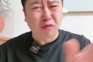 保罗·乔治和贾里德·麦凯恩一起进行了全场跑动接球三分训练...