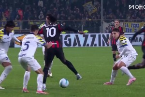 单刀不进！莱奥脚后跟精妙传球！普利西奇单刀打门偏出！