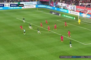 韩国网友怒批:反击战只有李刚仁一个在战斗,剩下的白痴都呆在原地