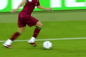 这小子能踢明白球吗？考古：一名叫卡拉格的埃弗顿球迷！